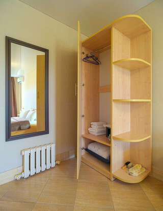 Гостиница Лорд Махачкала Семейный стандарт с кроватью Queeen-size-4