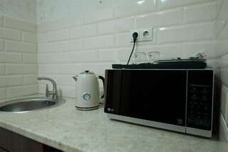 Гостиница Лорд Махачкала Двухкомнатный Супериор с двумя односпальными кроватями и мини-кухней-6