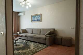 Гостиница Лорд Махачкала Двухкомнатный Супериор с двумя односпальными кроватями и мини-кухней-2