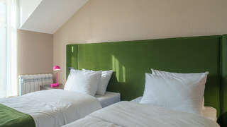 Гостиница Лорд Махачкала Реновированный Стандарт с балконом, с кроватью King-size или двумя односпальными кроватями-5