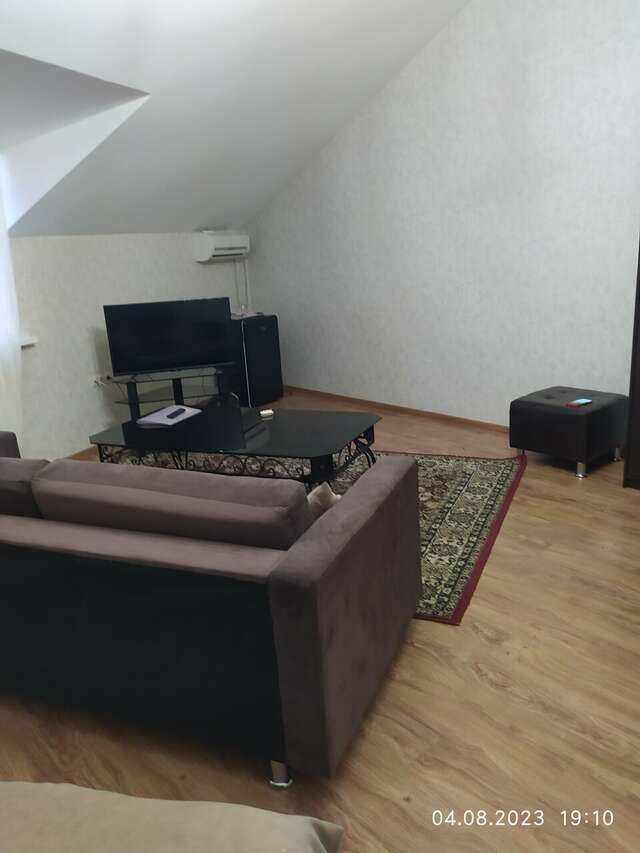 Гостиница Лорд Махачкала-109